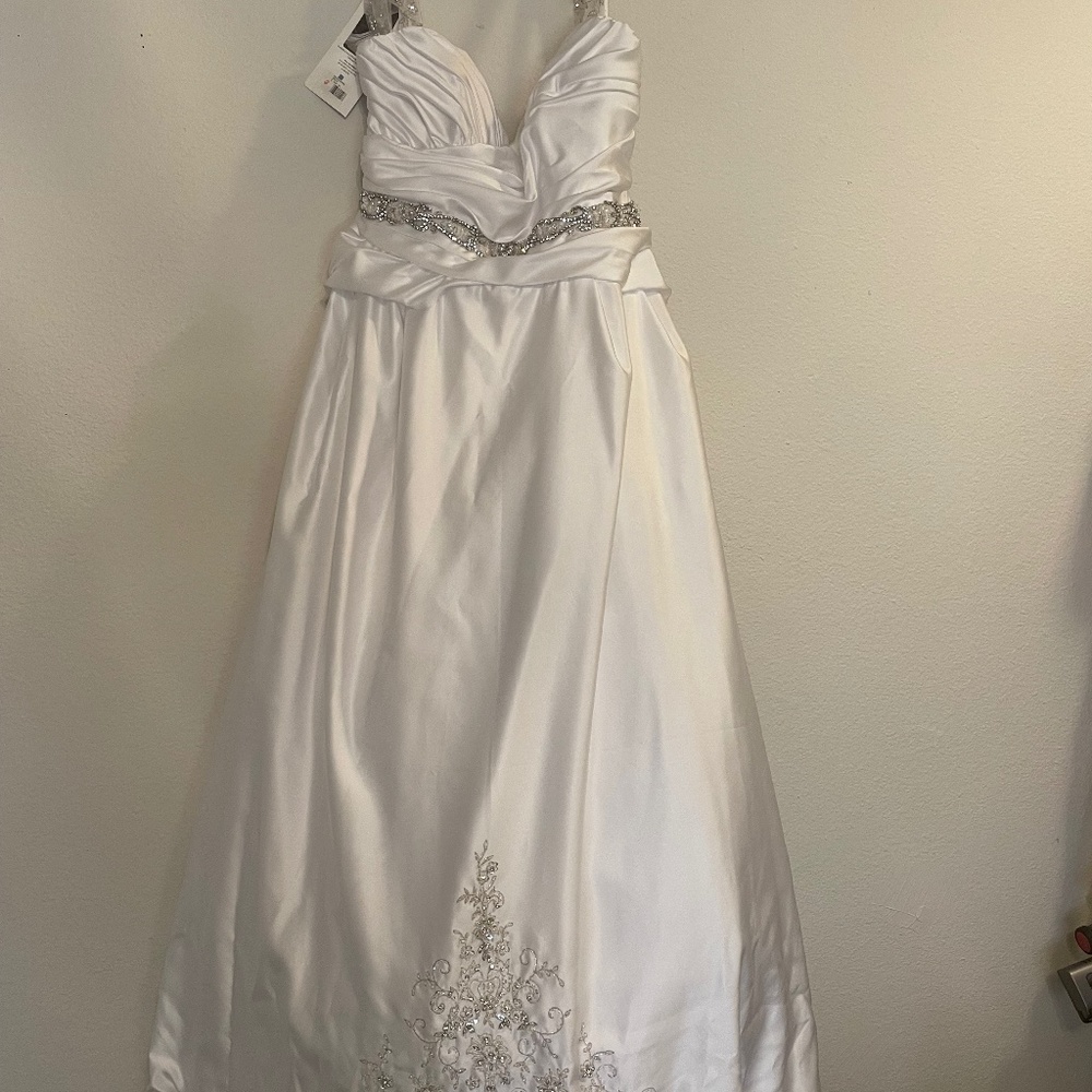 Alfred Angelo Wedding Dress
